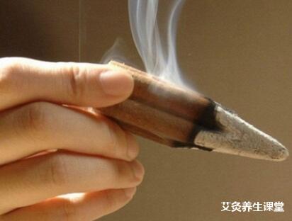 艾灸最好用陈年艾条原因在这里