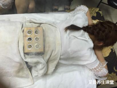 女生适合艾灸吗?_艾灸对女性的作用与功效
