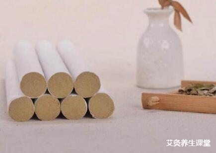 针对不同年龄段的三个艾灸养生穴位