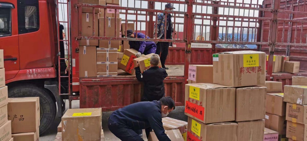 蕲艾协会38家涉艾企业向武汉部分医院捐献价值150万元蕲艾制品